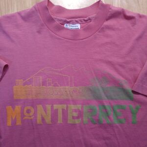 Vintage Monterrey Que Bonita Es How Beautiful She Is T-Shirt Neon